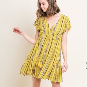 Umgee Floral Print Ruffle Sleeve Dress
